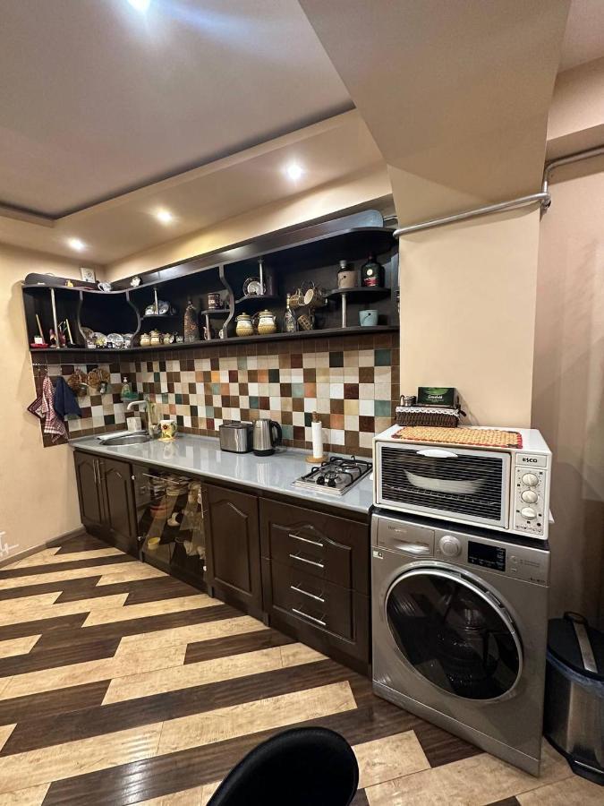 Studio Apartment Little Center, Heart Of Jerevan Exteriör bild